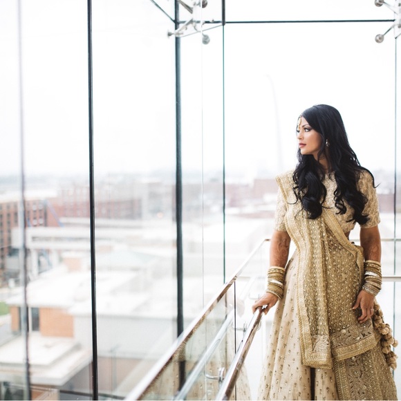 Meet your Posher, Keely - Picture 2 of 5